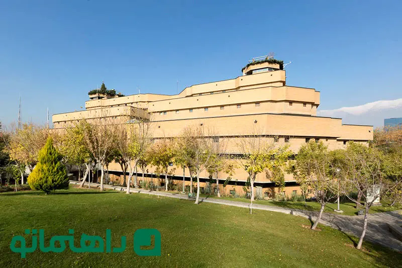 کتابخانه ملی ایران کجاست؟
