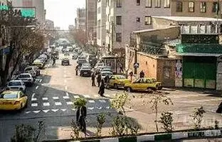 کلیپ یک توریست استرالیایی در تهران برخی‌ها را دلخور کرد + ویدئو