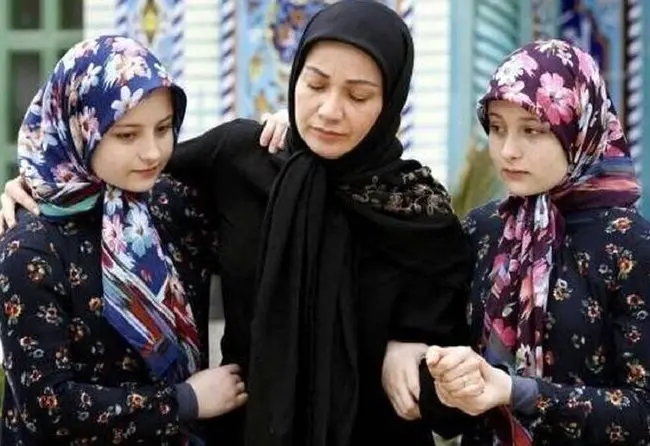 پاپاراتزی 1404: پیام تهیه کننده «پایتخت» به سارا و نیکا فرقانی چه بود؟ + عکس