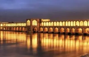 راهنمای سفر نوروزی به اصفهان؛ بهترین مکان‌ها برای تفریح، خرید و گردش