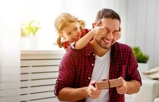 
جملات زیبا و عاشقانه برای تبریک روز پدر
