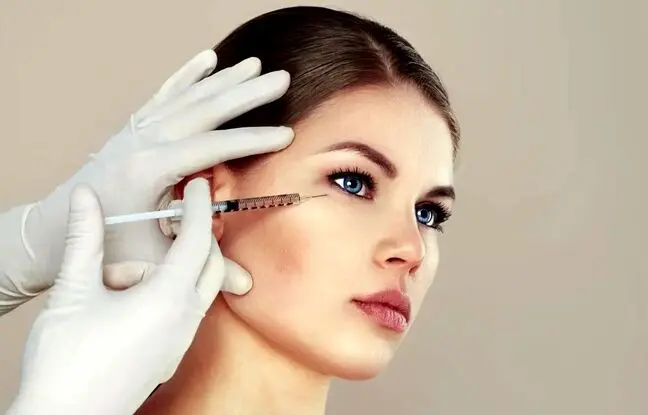 آیا بوتاکس «ژلی‌ رول» واقعاً راه‌حل پف زیر چشم است؟
