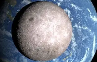 چرا پشت و روی ماه متفاوت است؟