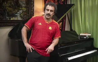 پاپاراتزی 1404؛ نقی معمولی با این روش قصه پایتخت را می‌نویسد + ویدئو