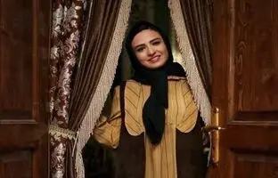 پاپاراتزی ایرانی؛ بازیگر منفورِ «شهرزاد» درنمایشگاه کتاب دیده شد 