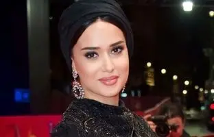  پاپاراتزی ایرانی؛ نگاهی به دکوراسیون ساده و شیک منزل پریناز ایزدیار 