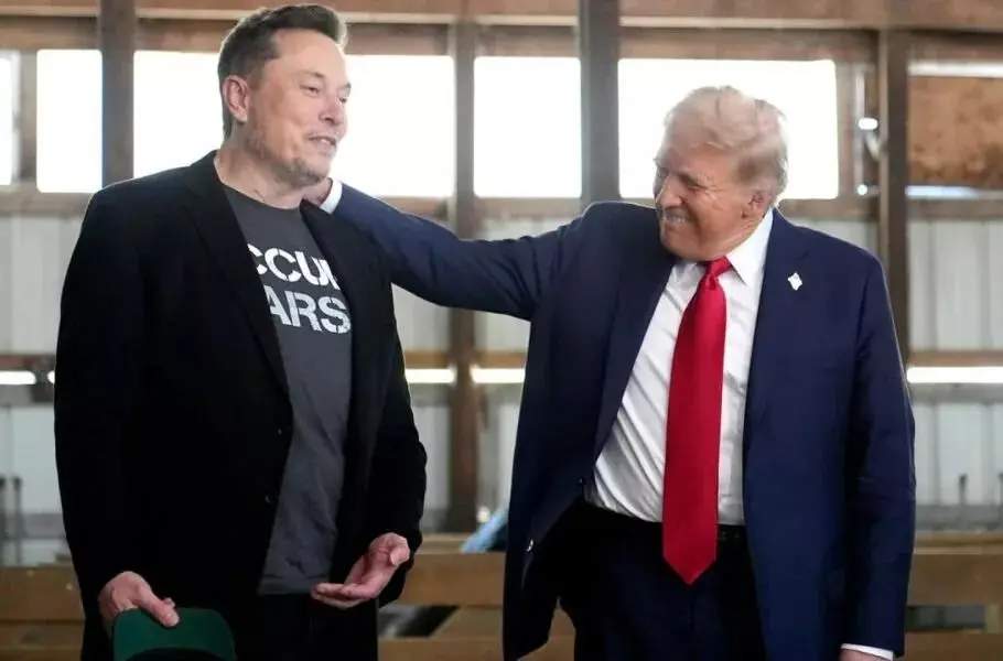 تسلا دوباره تریلیون دلاری شد؛ ثروت ایلان ماسک از 300 میلیارد دلار فراتر رفت