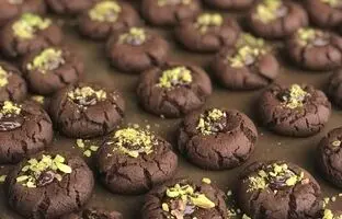 
راهنمای بازار؛ قیمت شیرینی و آجیل شب عید مشخص شد
