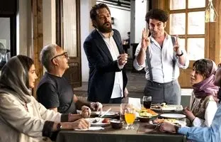 دوباره ببین؛ خواستگاری به سبک بیژن بنفشه‌خواه، هوتن شکیبا و بهرام رادان در فیلم صبحانه با زرافه‌ها + ویدئو