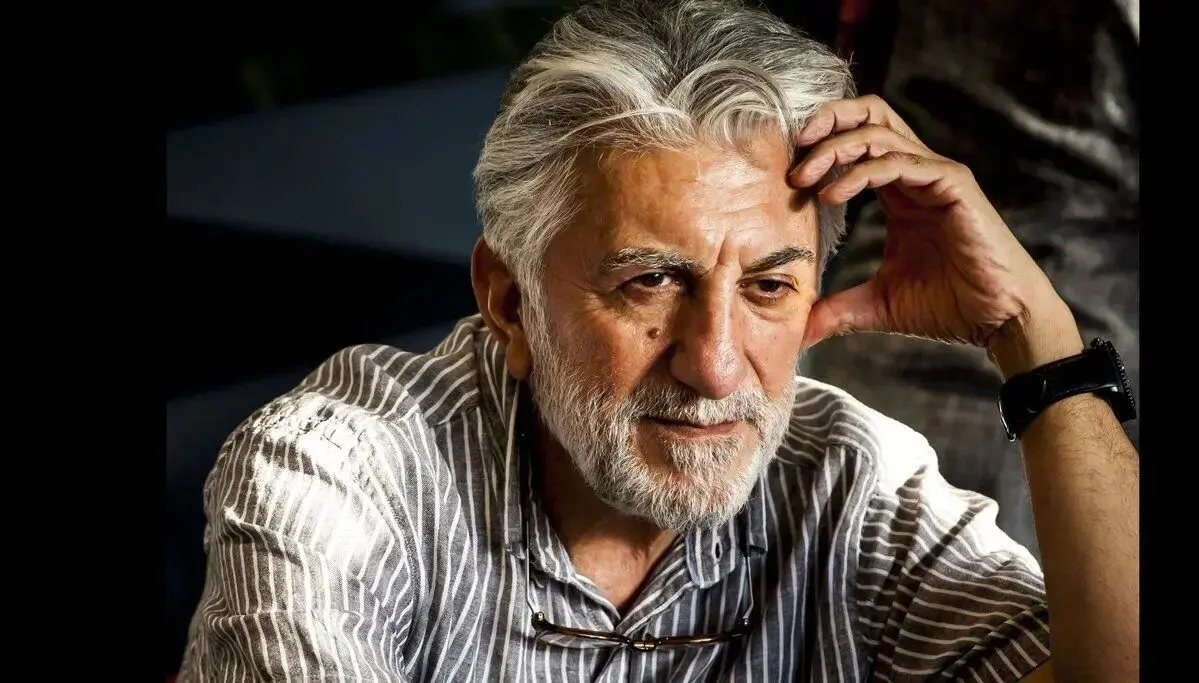 پاپاراتزی ایرانی؛ رضا کیانیان در زادروزش/ کشوری که به ما حمله کرد، سنش از من کمتر است