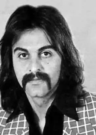  کوروش یغمایی خداحافظی کرد؛ خداوند ایران را بپاید 