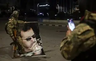 شورشیان در اتاق خواب بشار اسد! + ویدئو