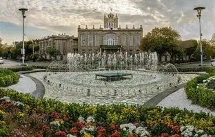 اروپایی‌ترین میدان در شهر لندنی آذربایجان شرقی؛ تجربه یک سفر خنک و تاریخی در قلب شهر