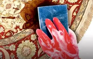  با این روش ها لکه چای را از فرش تان محو کنید! 