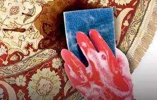 با این روش ها لکه چای را از فرش تان محو کنید! 