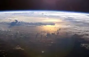 دانشمندان برای اولین بار میدان الکتریکی نامرئی را در اطراف زمین شناسایی کردند