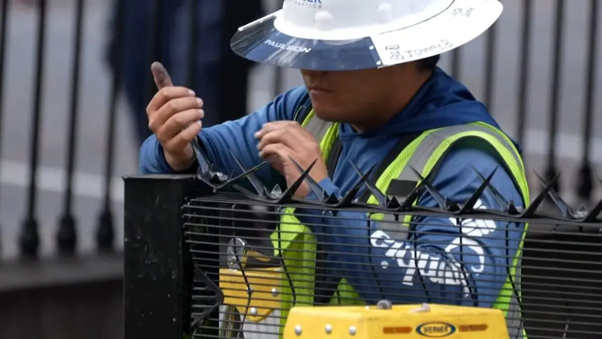 حصارکشی دور کاخ سفید و کنگره در آستانه انتخابات + تصاویر