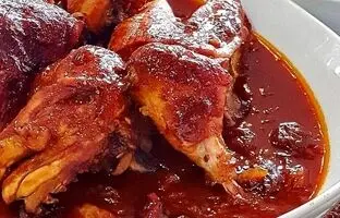 مرغ قرمز، یک روش خاص و خوشمزه برای پخت مرغ