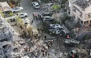 کامنت‌های شهروندان دنیا به ویدیوی یک کاربر اسرائیلی از حجم تخریب موشک‌های ایران در تل آویو
