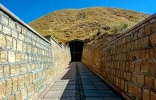 کشف مقبره ۲۸۰۰ ساله
