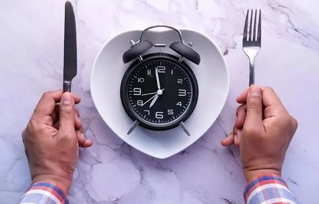 چگونه بدون رژیم غذایی وزن خود را کاهش دهیم؟