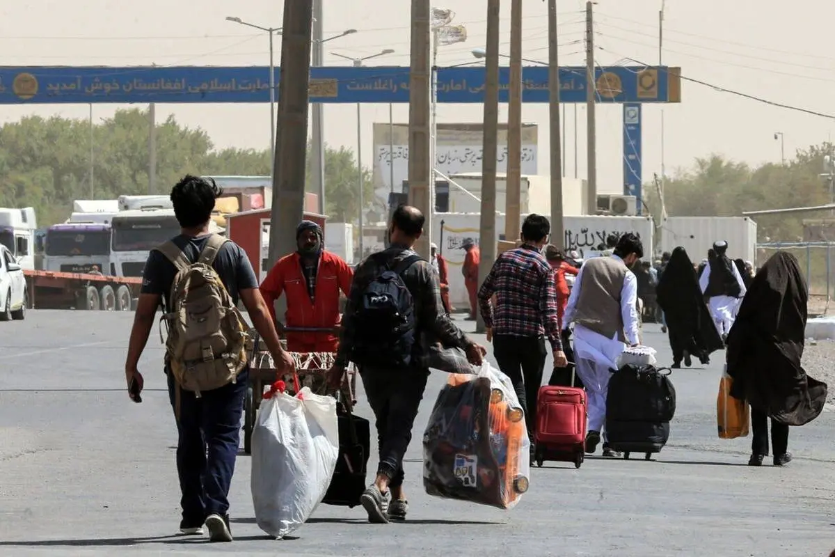 اخراج ۲ میلیون مهاجر افغانستانی فاقد مدارک از ایران
