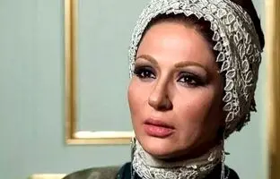 بیوگرافی ساغر عزیزی بازیگر نقش فرح ؛ زندگی نامه ، کارنامه هنری و عکس های شخصی