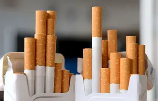 مالیات هر نخ سیگار خارجی و هربسته تنباکو چقدر می شود
