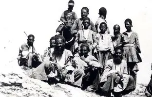 سفر به عصر قاجار؛ از سوگلی خستۀ شاه تا مراسم استقبال در بروجرد + عکس