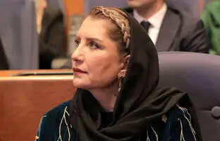  جشن تولد صمیمانه فریبا کوثری برای رفیقِ صمیمی‌اش 