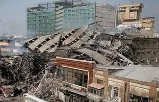 لحظه فروریختن ساختمان ۸ طبقه پلاسکو؛ صحنه‌ای که فراموش نخواهد شد + ویدئو