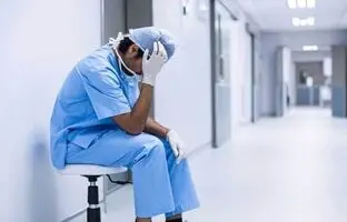 
چرا رزیدنت‌ها خودکشی می‌کنند؟
