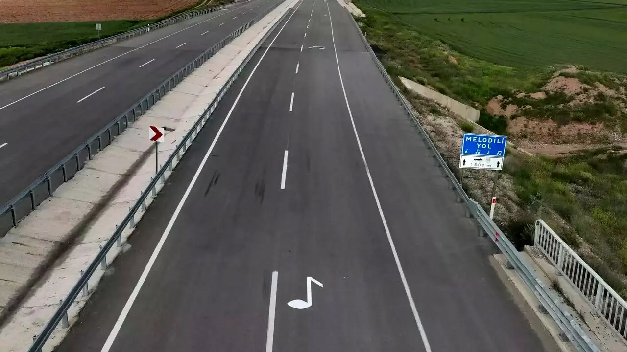  جاده‌های موزیکال ترکیه؛ راهکاری نوین برای مقابله با خواب‌آلودگی رانندگان! + ویدئو