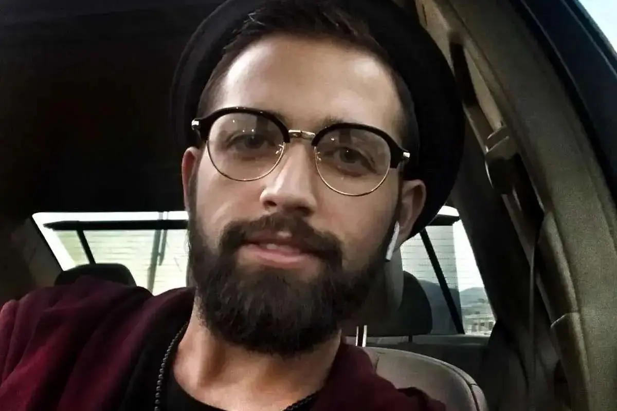 پاپاراتزی ایرانی؛ ویدئوی خبرساز محسن افشانی در مشهد + ویدئو