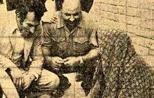 عکس‌هایی از فالگیرهای تهران در ۷۰ سال پیش