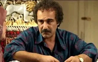 ژست جالب نقی معمولی و رحمت در پشت صحنه سریال پایتخت ۷ + عکس