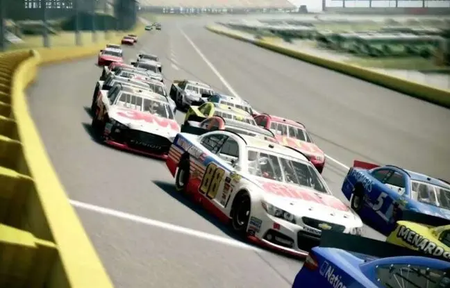 تمام نسخه‌های سری NASCAR ماه بعد از فروشگاه‌های دیجیتال حذف خواهند شد