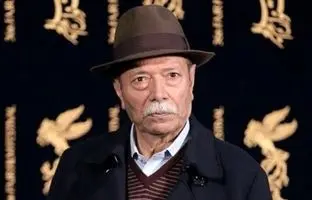  حضور گلشیفته فراهانی و علی نصیریان در فرش قرمز «آه، چه روزهای خوشی بود» 