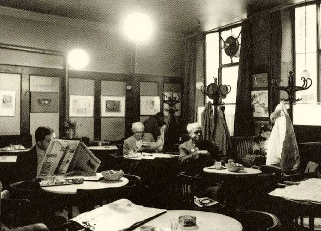 سفر به تهران قدیم؛ «چلو کبابی حافظ» در خیابان نوفل لوشاتو؛ سال 58 + تصویر