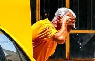 چه کار کنیم گرمازده نشویم؟/ توصیه‌هایی برای جلوگیری از عرق‌ سوز شدن 