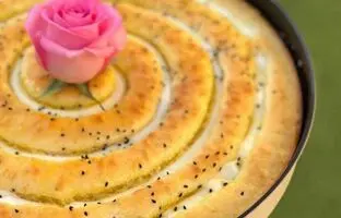 
کیک پنیر شربتی؛ کیک خوشمزه با طعم بهشتی 
