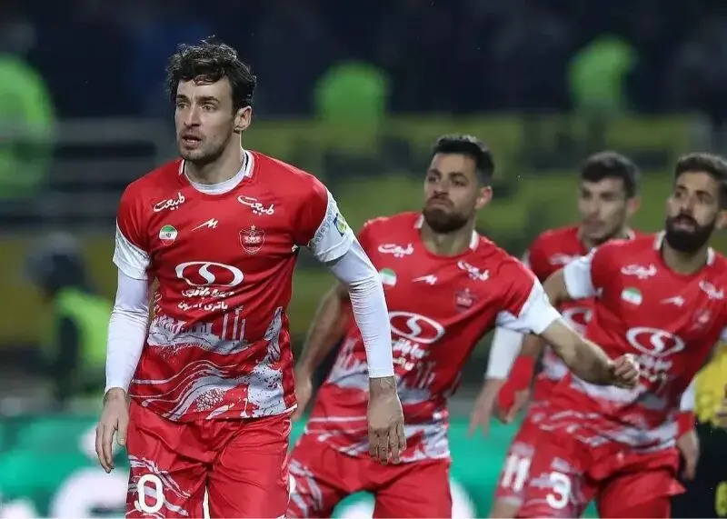 ماجرای پوستر جنجالی پرسپولیس برای دربی چه بود؟