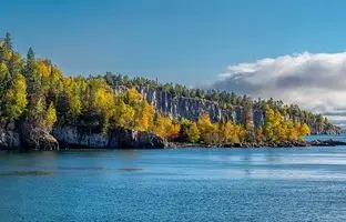 دریاچه قاتل؛ خطرناک‌ترین و مرموزترین دریاچه‌ جهان! +ویدئو