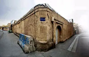 پلاک یک، پلاک دو؛ یک خانه زشت و یک خانه زیبا در کنار هم