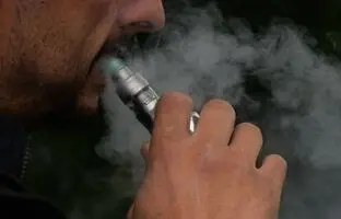 آیا باتری سیگار الکترونیکی هم خطر انفجار دارد؟