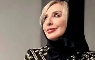 پاپاراتزی ایرانی؛ ظاهر باورنکردنی مرجانه گلچین با مینی اسکارف/ روسری ترند برای نوجوان‌ها