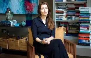 الیف شافاک در رمان جدیدش « رودهای آسمان» از حافظه آب سخن می گوید 