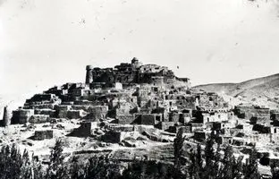 روستای ده سرخ مشهد در دوره قاجار + عکس