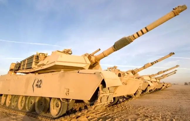 برآمدگی تعبیه شده روی لوله توپ تانک‌ها چه کاربردی دارد؟
