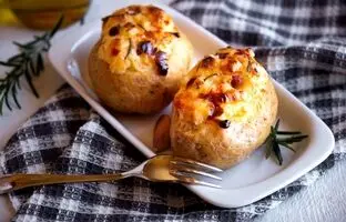 این ۵ غذای ساده با سیب‌زمینی در کمتر از ۳۰ دقیقه آماده می‌شوند